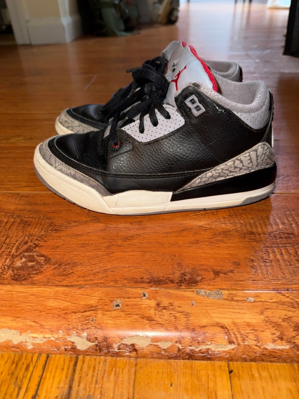 Jordan Kids Black/Gray/Red Retro Basketball Sneakers